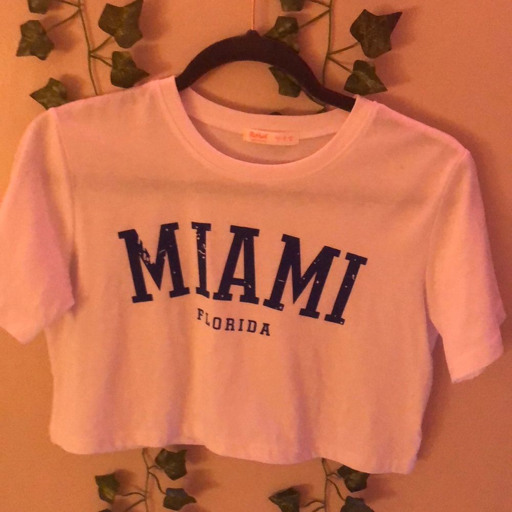 Romwe graphic crop top